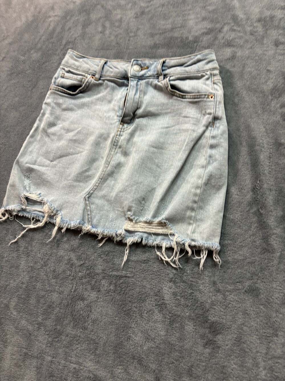 Wild Fable Women's Distressed Light Wash Denim Mini Skirt Raw Hem